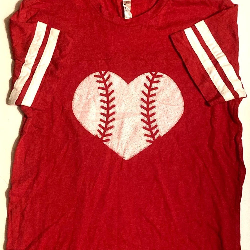 LIVE AND TELL Softball Heart SSl Shirt ~ Sz YL